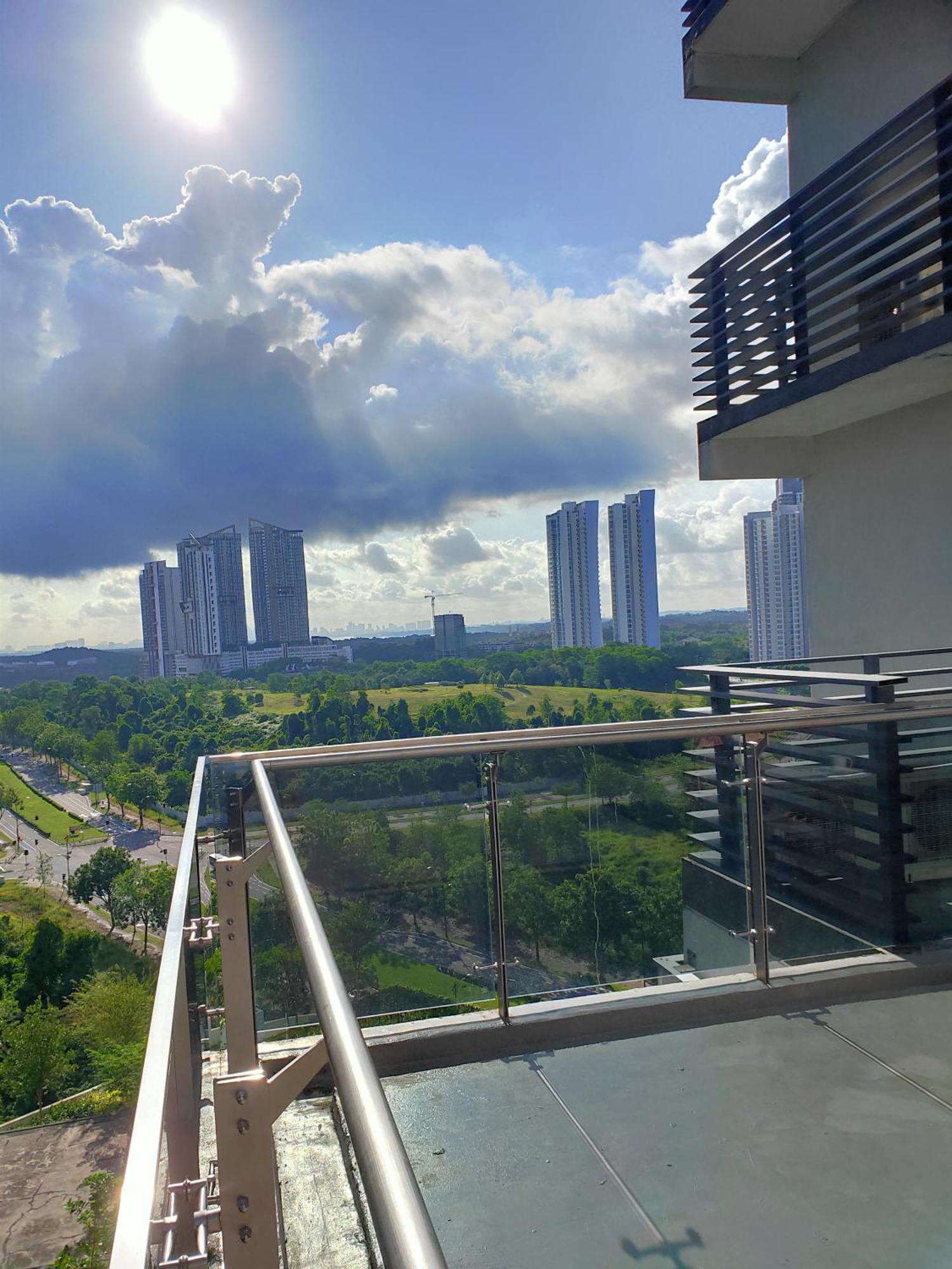 D Bunga مسلم Homestay Pool View Legoland Nusajaya Nusajaya  Ngoại thất bức ảnh